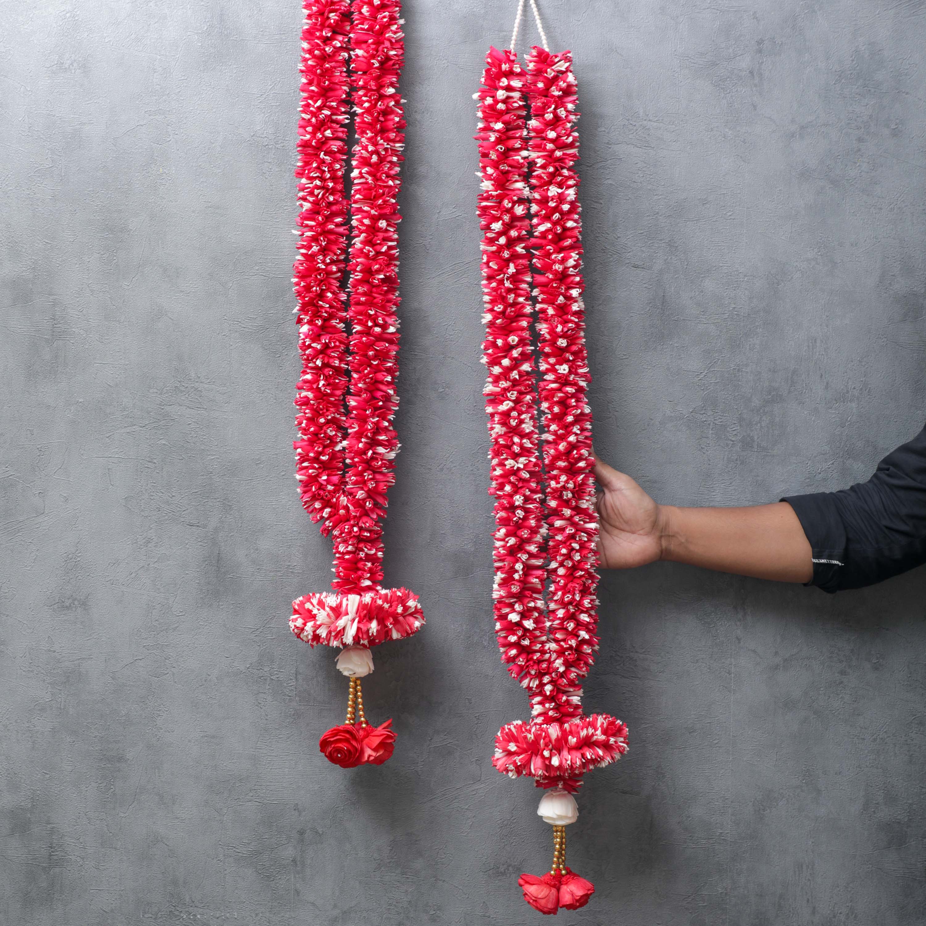 red and white shola wood varmala for wedding