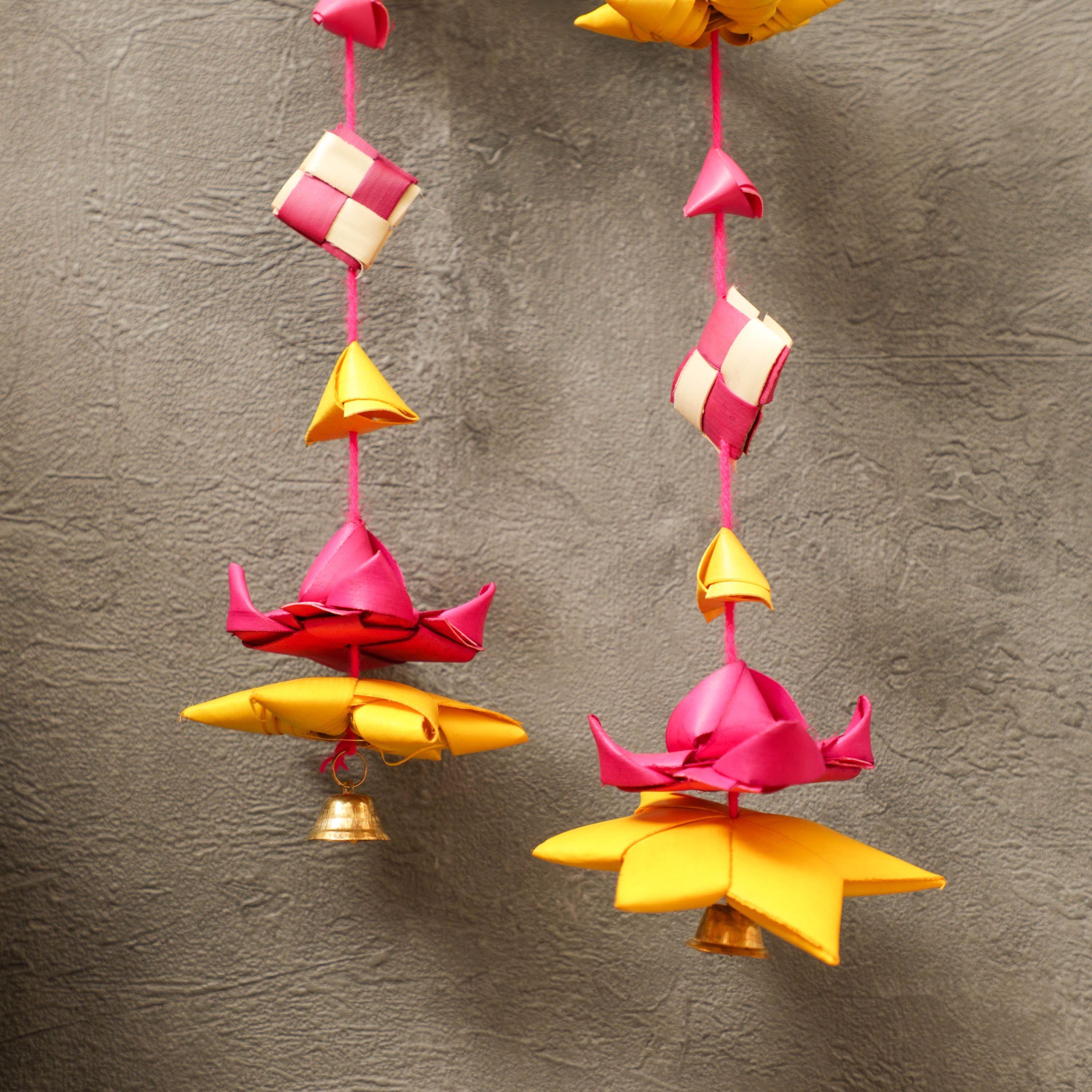 Hanging bells at the end of the garland