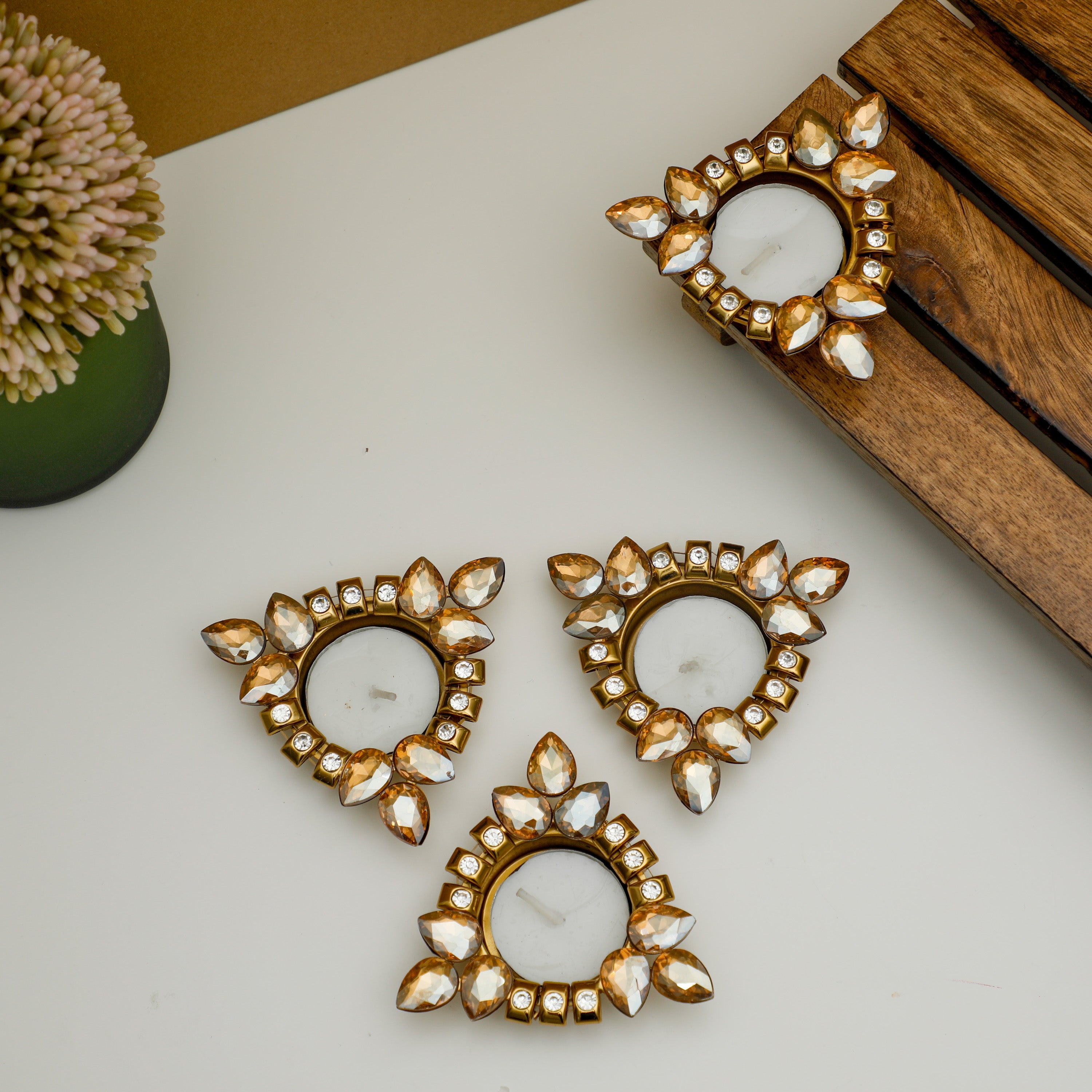 Beautiful Handcrafted Loh Shilp Pitwa Art Inspired Diyas