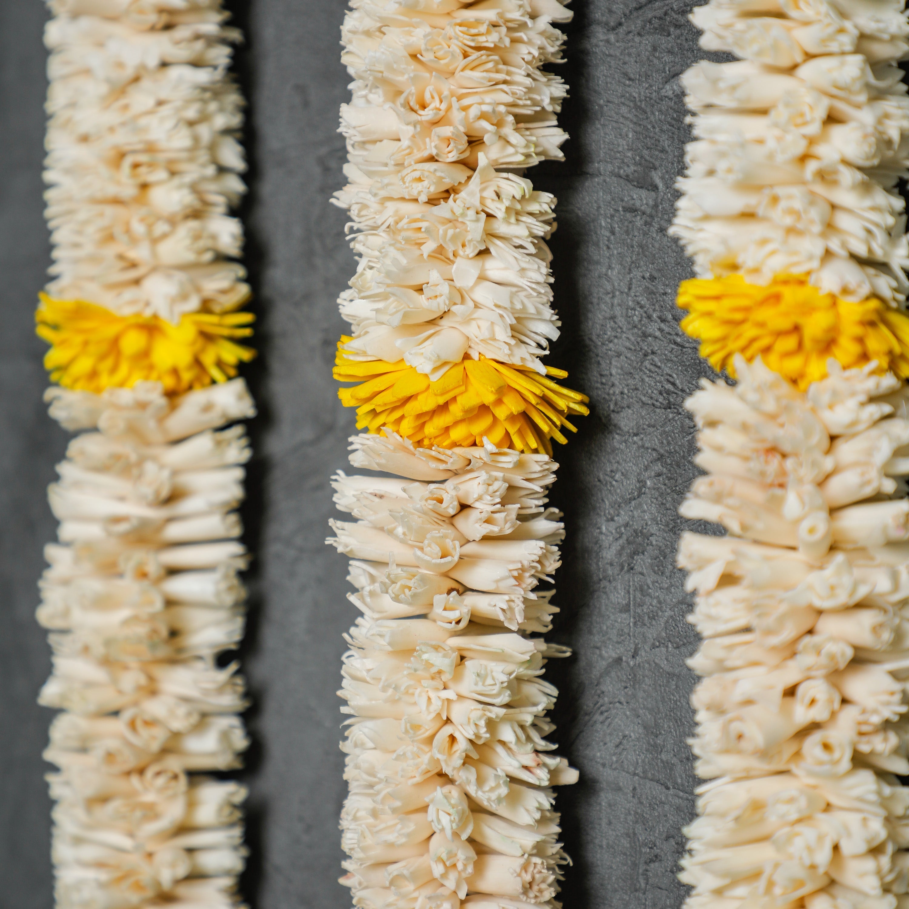 White & Yellow Shola Garlands
