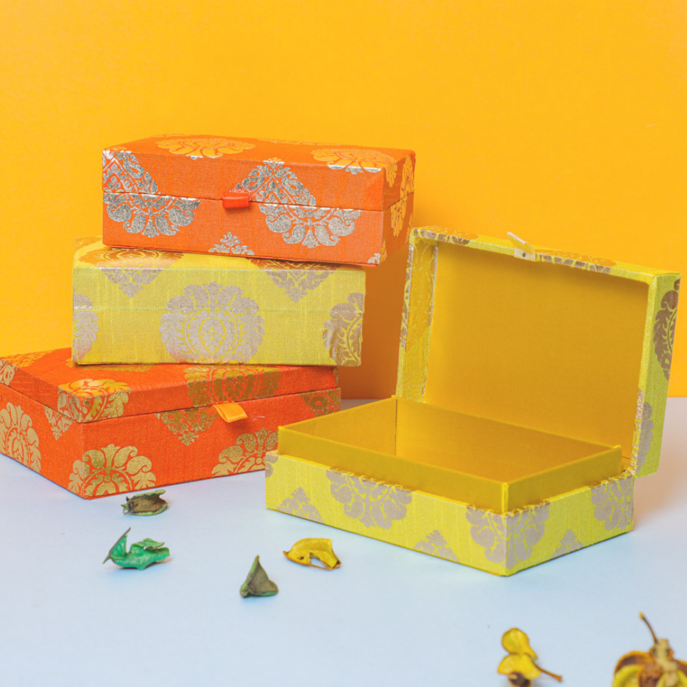Gift boxes for return gifting