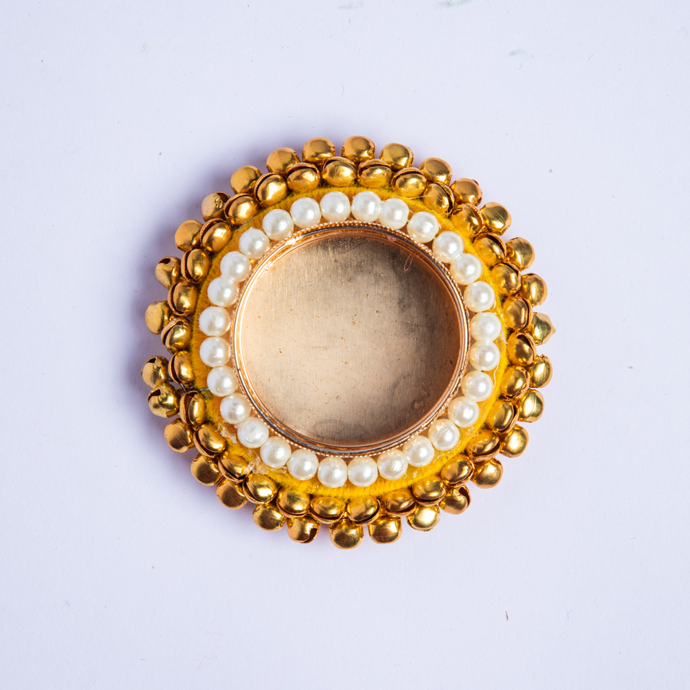 Small diya holder for Diwali and Wedding gifting